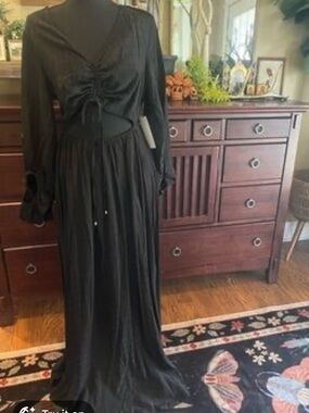 NWT Aura Open Front Dress